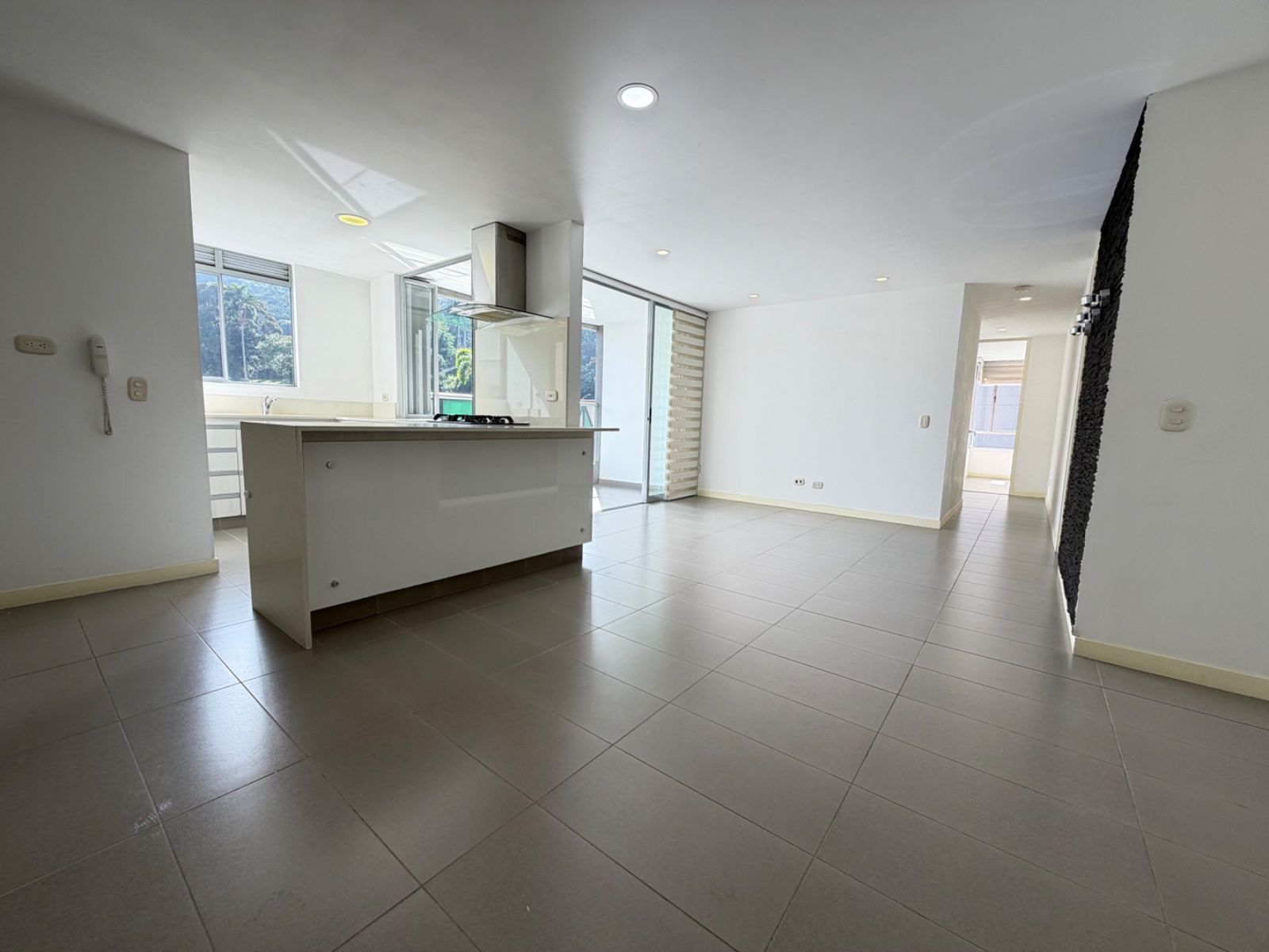 APARTAMENTO EN ARRIENDO UBICADO EN MEDELLIN SECTOR CASTROPOL - 2