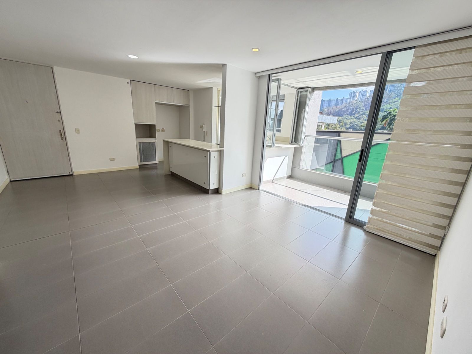 APARTAMENTO EN ARRIENDO UBICADO EN MEDELLIN SECTOR CASTROPOL - 4