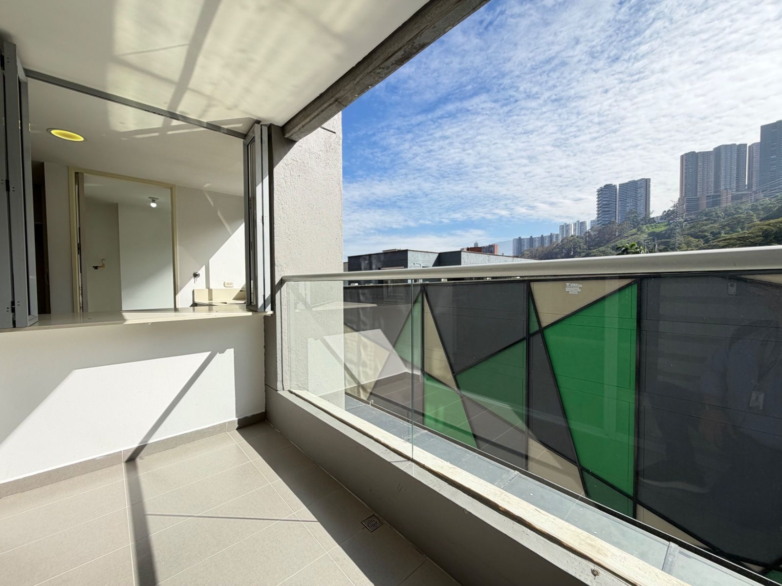 APARTAMENTO EN ARRIENDO UBICADO EN MEDELLIN SECTOR CASTROPOL - 13