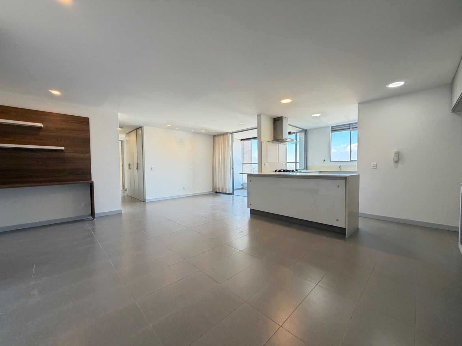 APARTAMENTO EN ARRIENDO UBICADO EN MEDELLIN SECTOR CASTROPOL