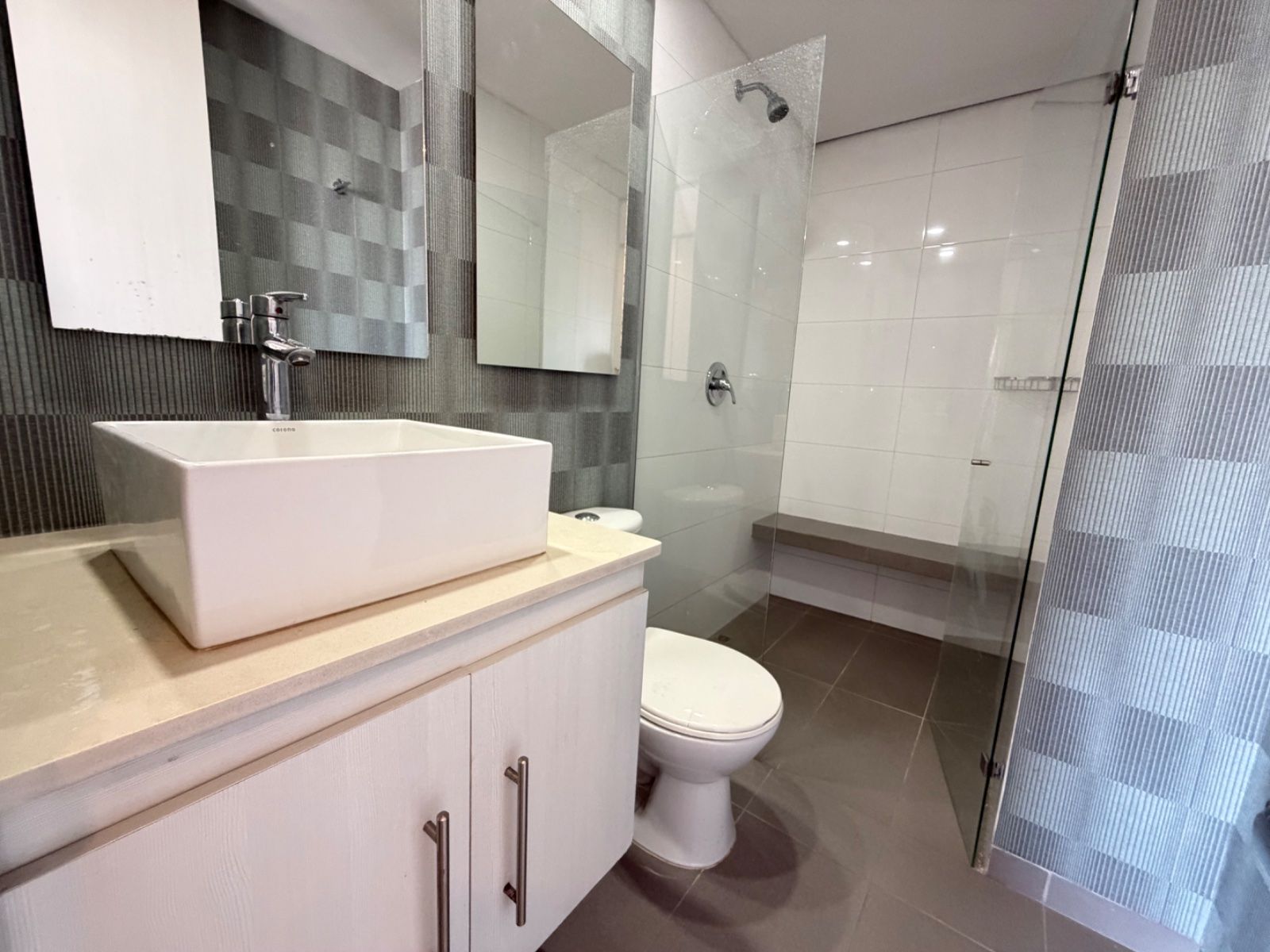 APARTAMENTO EN ARRIENDO UBICADO EN MEDELLIN SECTOR CASTROPOL - 11