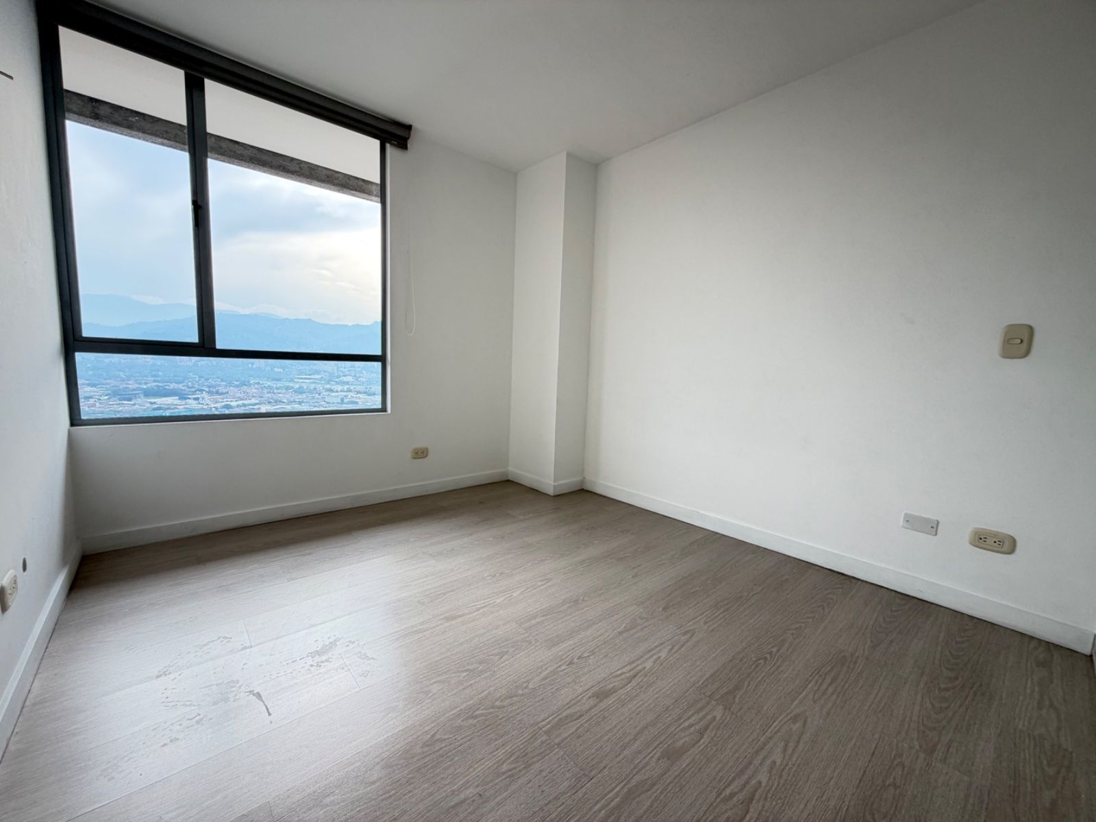 APARTAMENTO EN ARRIENDO UBICADO EN MEDELLIN SECTOR CASTROPOL - 8