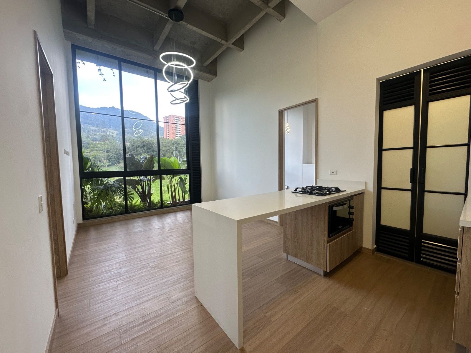 APARTAMENTO EN ARRIENDO UBICADO EN ENVIGADO SECTOR LOMA DEL ESCOBERO