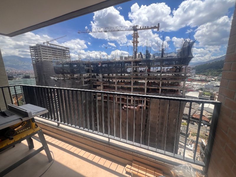 APARTAMENTO EN ARRIENDO UBICADO EN EL POBLADO SECTOR CIUDAD DEL RIO - 9