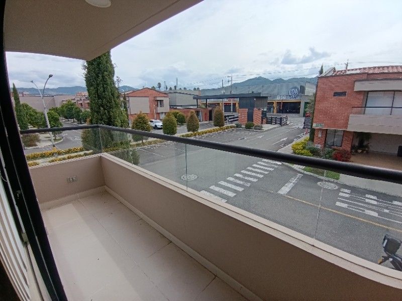 CASA EN ARRIENDO UBICADA EN LA CEJA SECTOR COMFAMA - 19