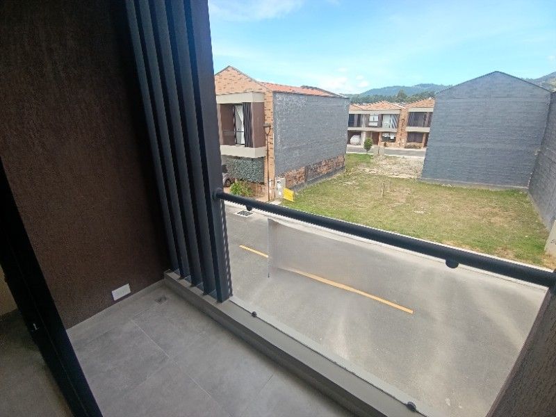 CASA EN ARRIENDO UBICADA EN LA CEJA POR EL SECTOR LA UNIÓN - 16