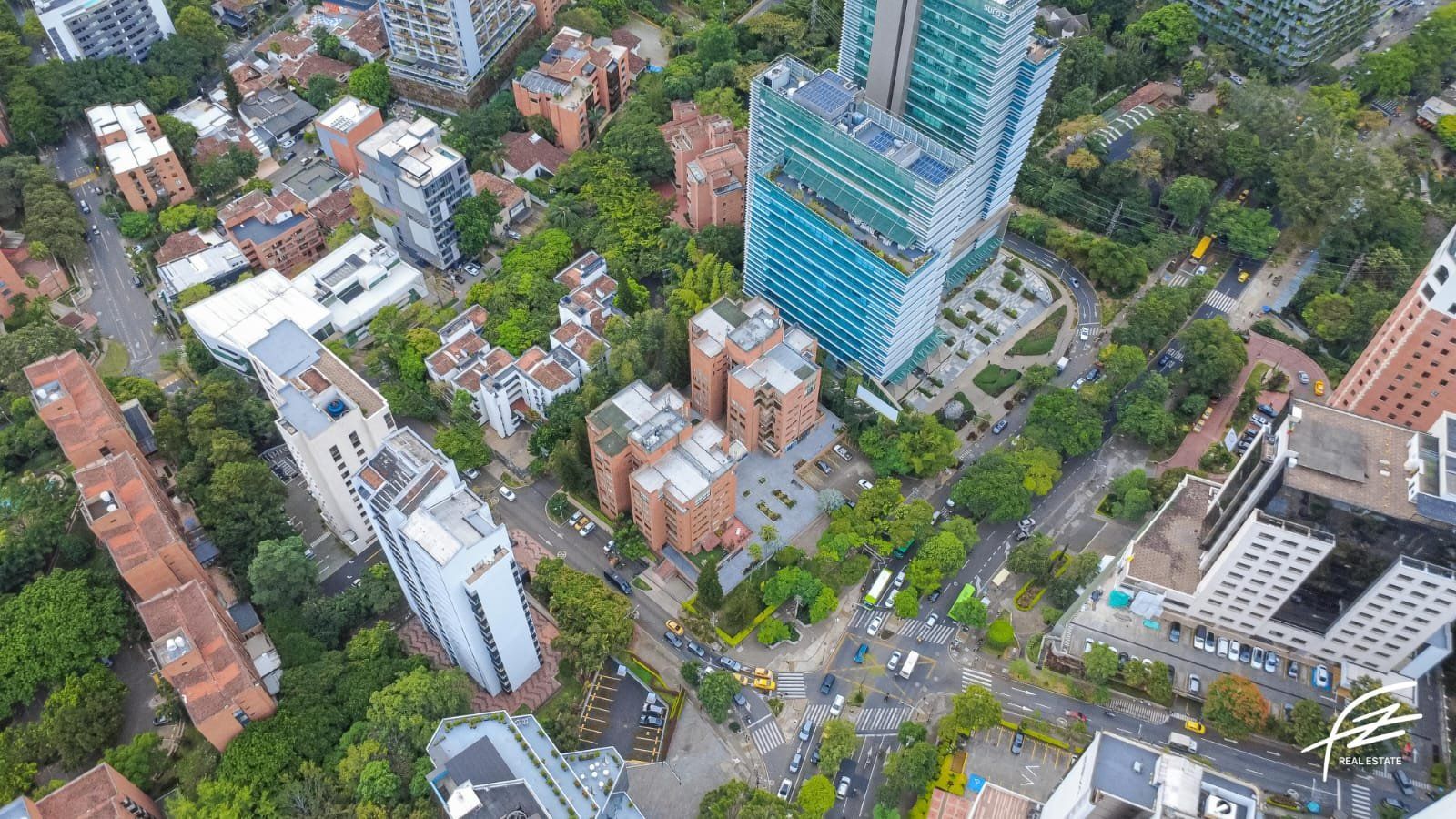 APARTAMENTO EN VENTA UBICADO EN MEDELLÍN SECTOR POBLADO - 20
