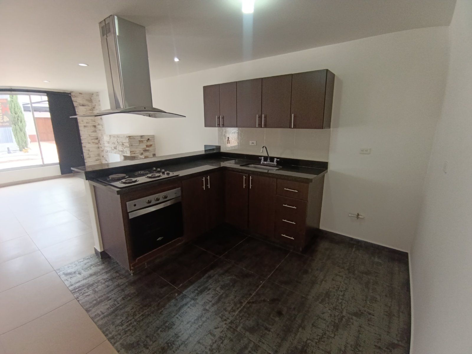 CASA EN ARRIENDO UBICADA EN LA CEJA SECTOR VIVA - 4