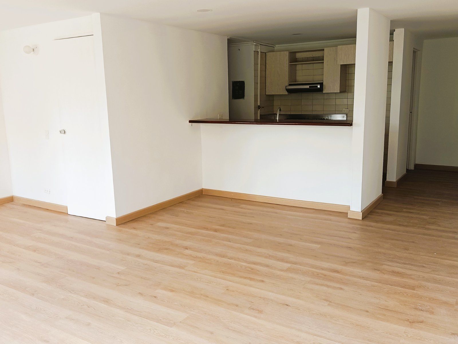 APARTAMENTO EN ARRIENDO UBICADO EN EL POBLADO SECTOR EL TESORO - 2