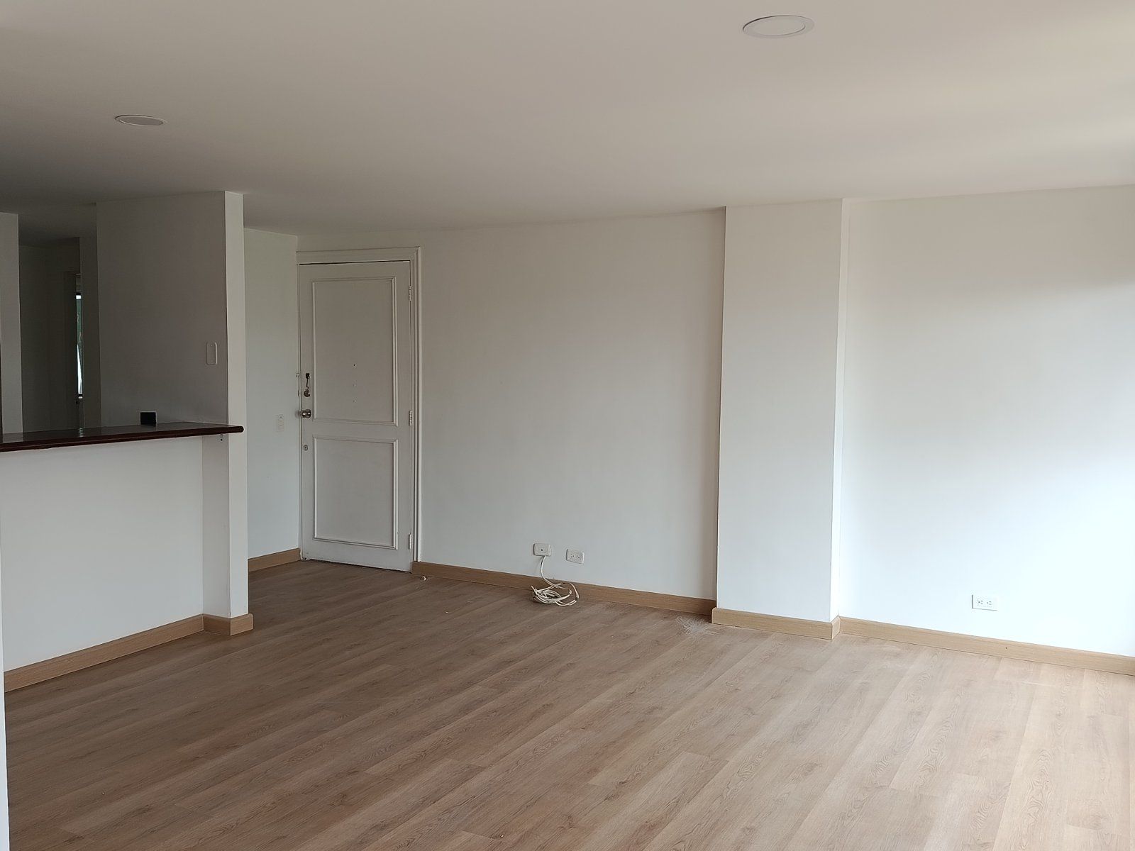 APARTAMENTO EN ARRIENDO UBICADO EN EL POBLADO SECTOR EL TESORO