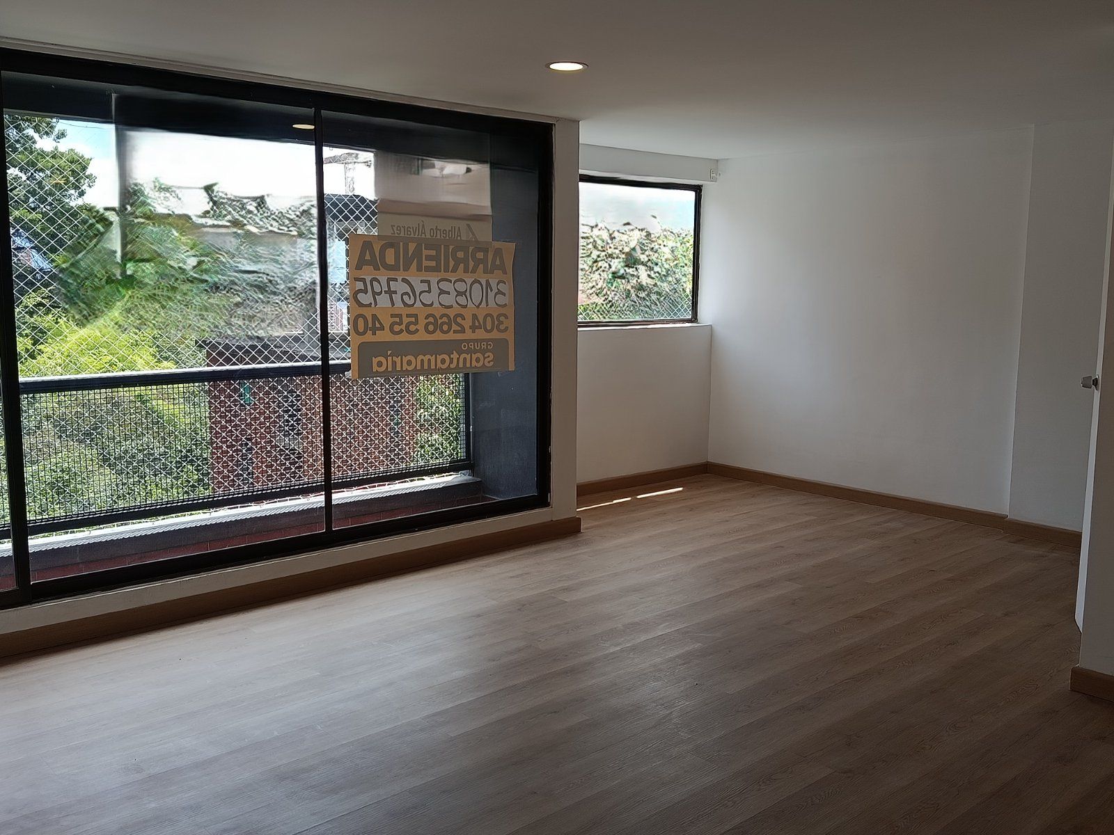 APARTAMENTO EN ARRIENDO UBICADO EN EL POBLADO SECTOR EL TESORO - 3