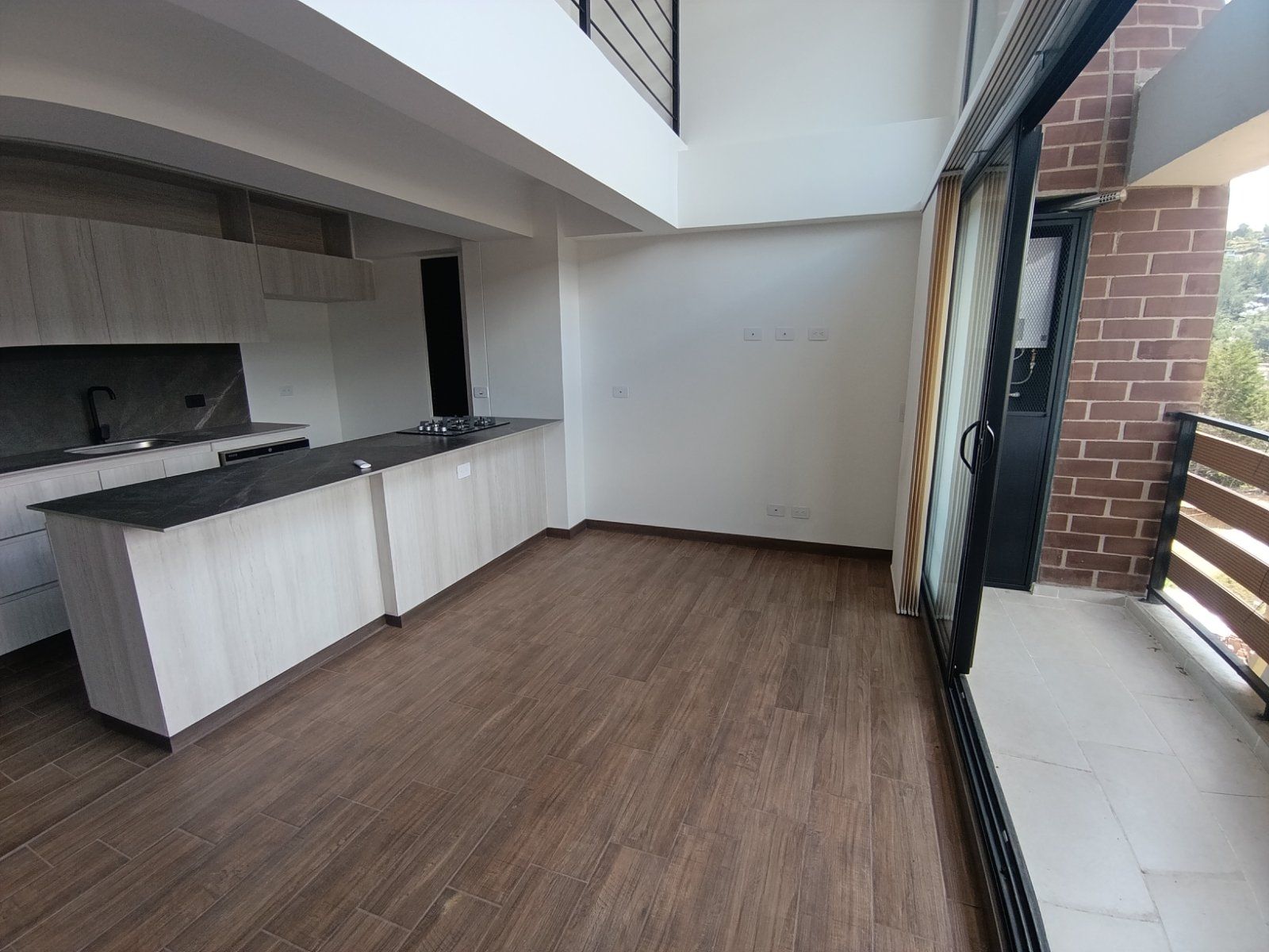APARTAMENTO EN ARRIENDO UBICADO EN EL RETIRO SECTOR PURO CUERO 