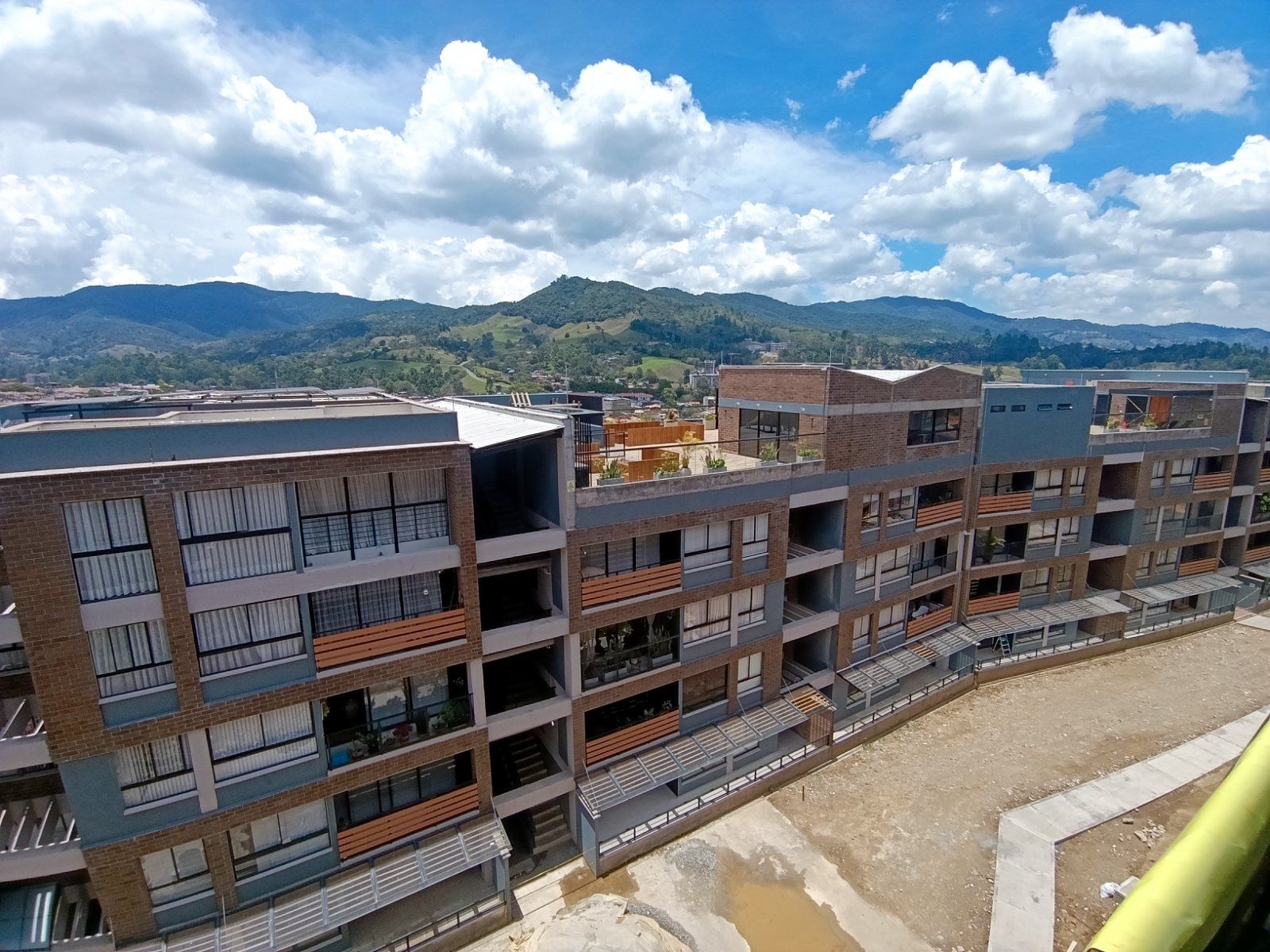 APARTAMENTO EN ARRIENDO UBICADO EN EL RETIRO SECTOR PURO CUERO - 14