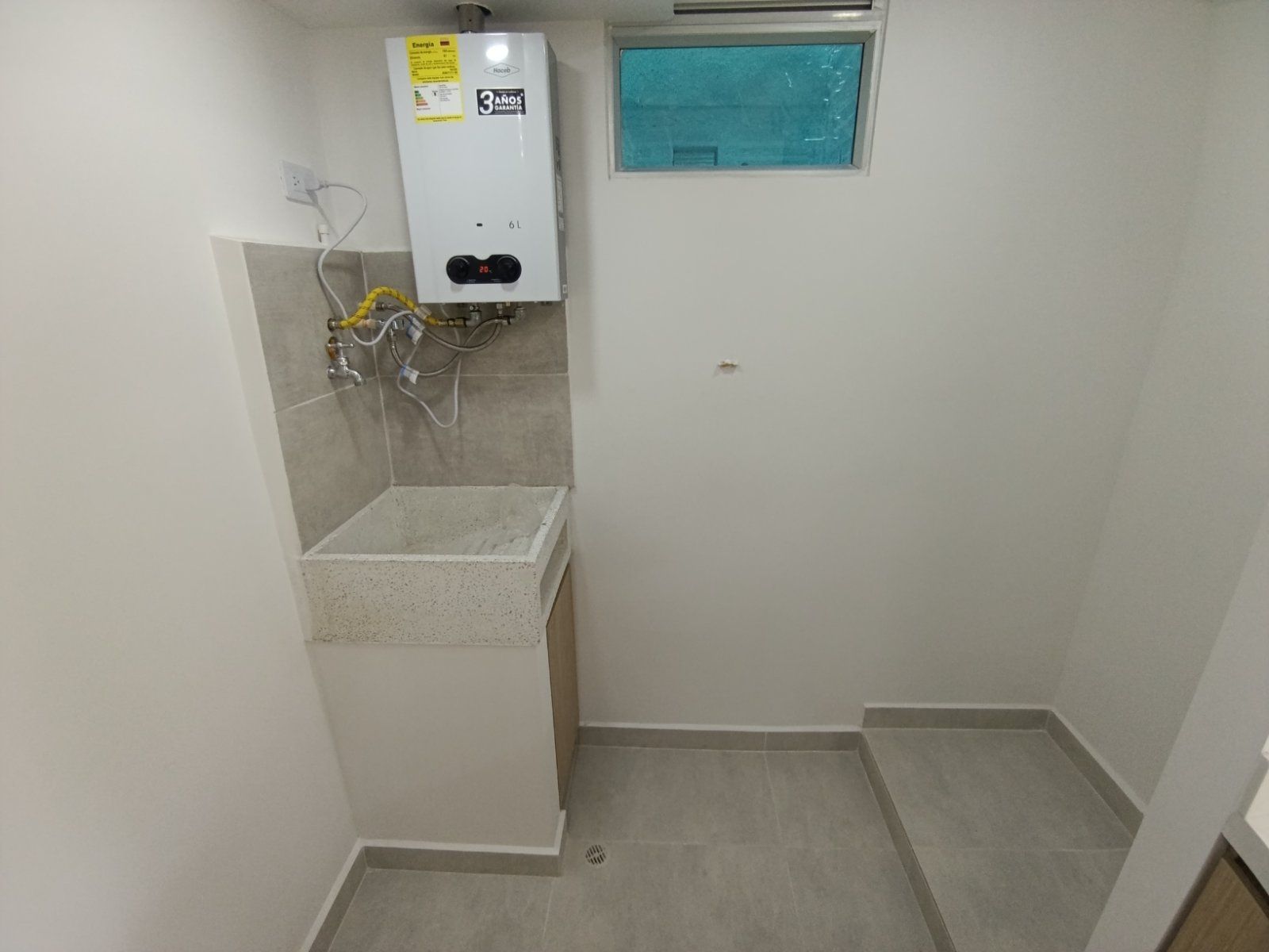 APARTAMENTO EN ARRIENDO UBICADO EN MARINILLA SECTOR TINAJAS - 11