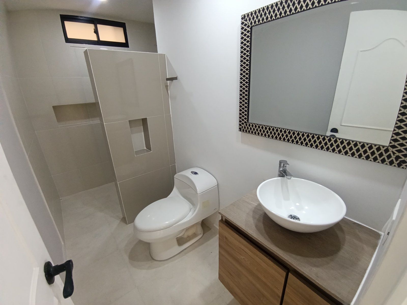 CASA CAMPESTRE EN ARRIENDO UBICADA EN GUARNE SECTOR VEREDA SAN JOSE - 12