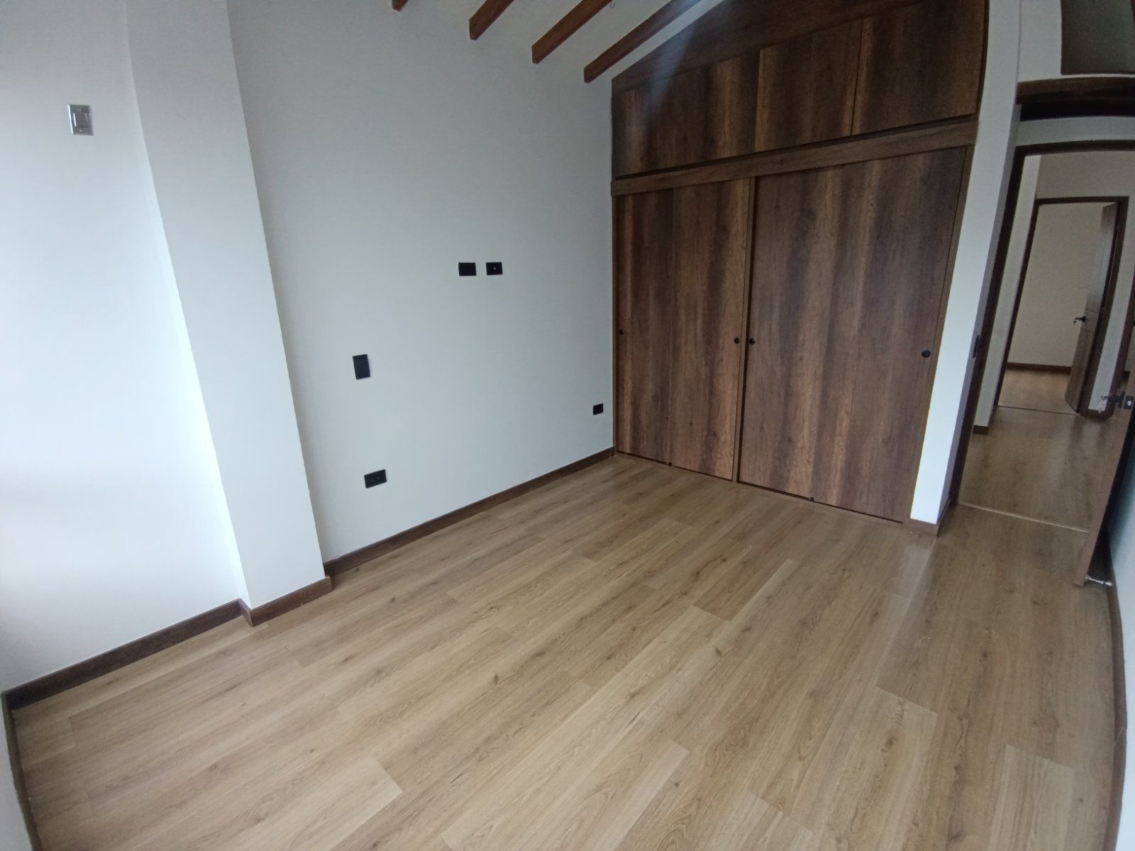 CASA EN ARRIENDO UBICADA EN LA CEJA SECTOR DEL VALLES - 6