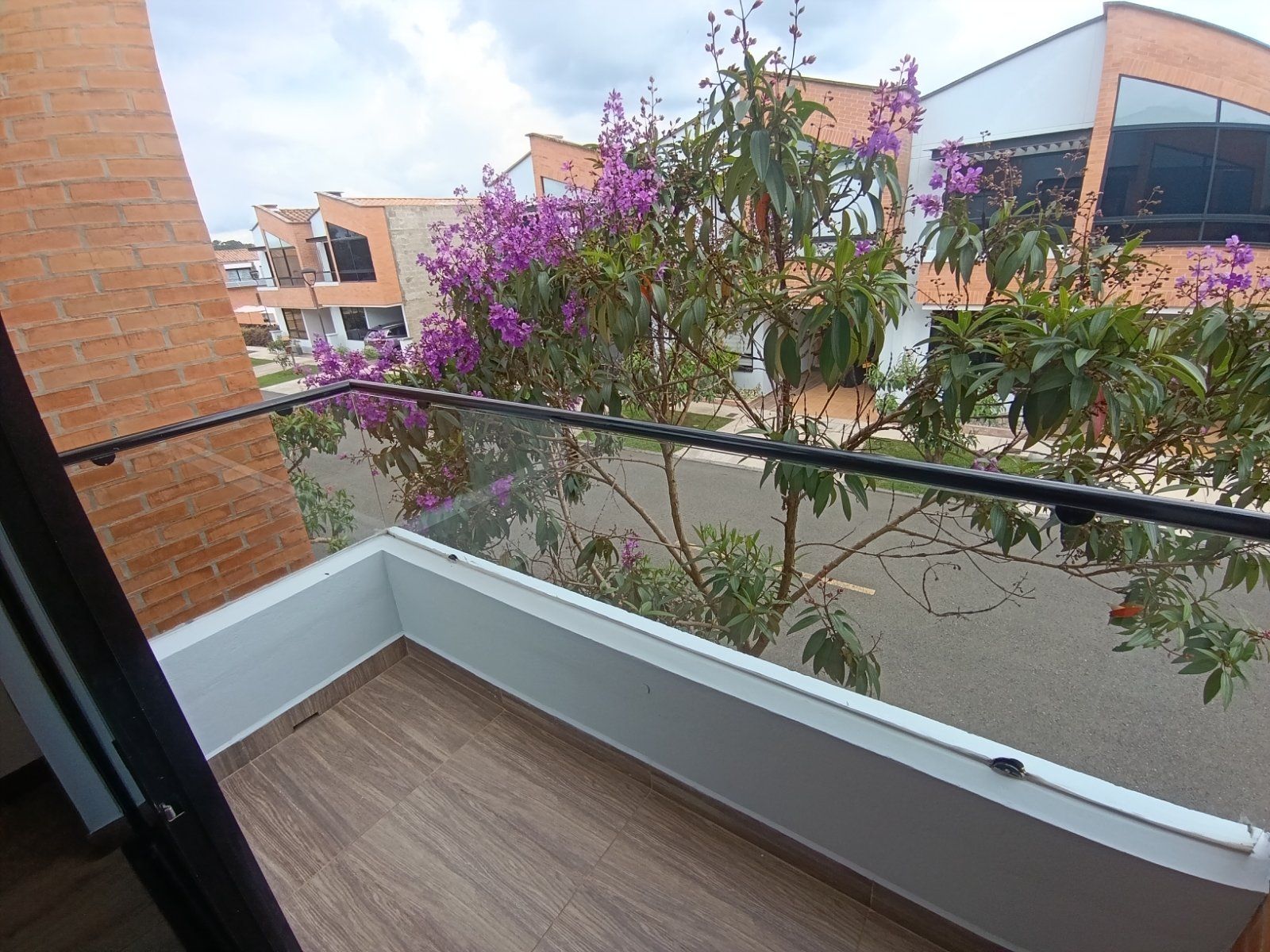 CASA EN ARRIENDO UBICADA EN LA CEJA SECTOR DEL VALLES - 16