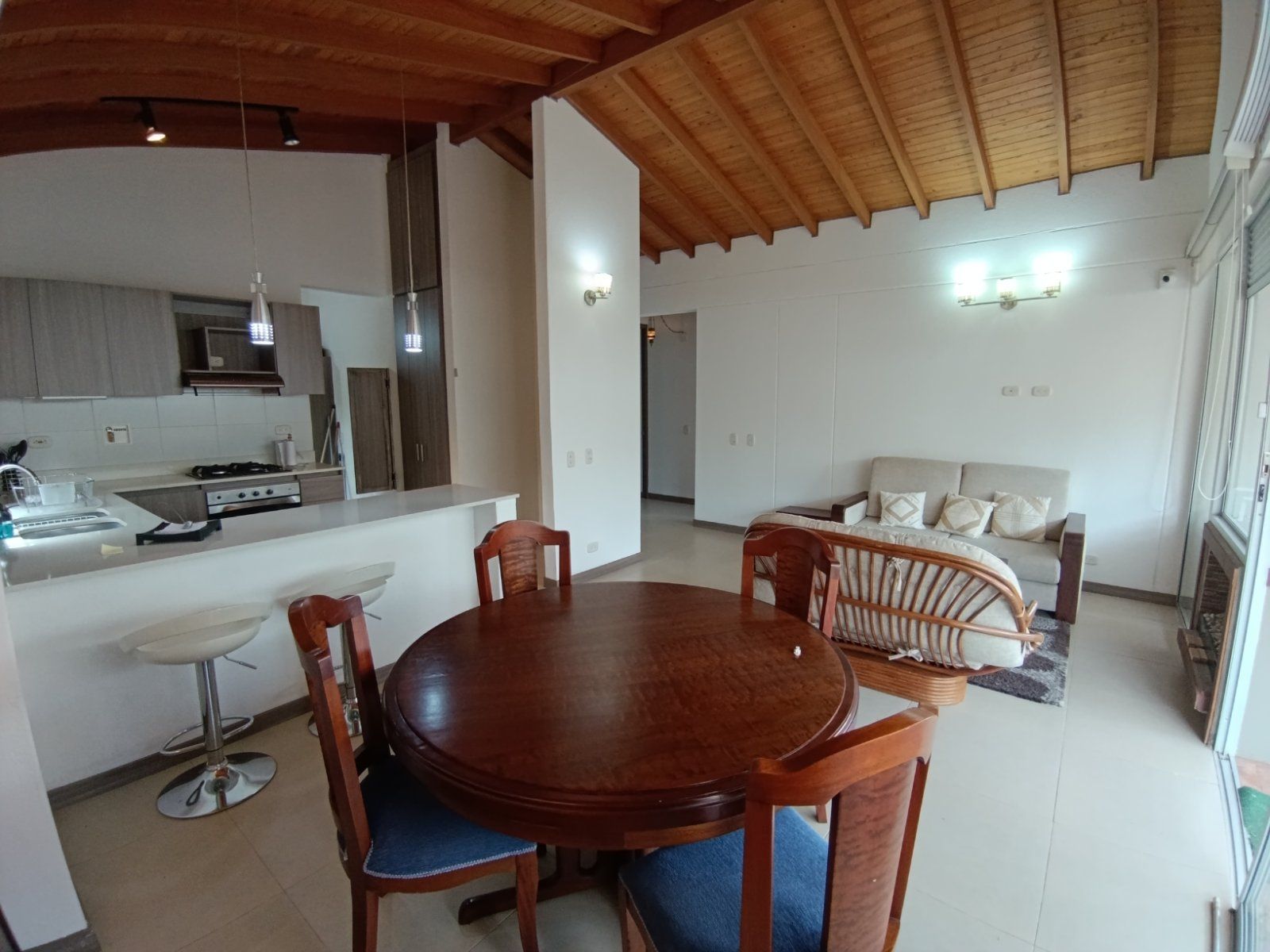 APARTAMENTO EN ARRIENDO UBICADO EN EL RETIRO SECTOR LA MARÍA - 2