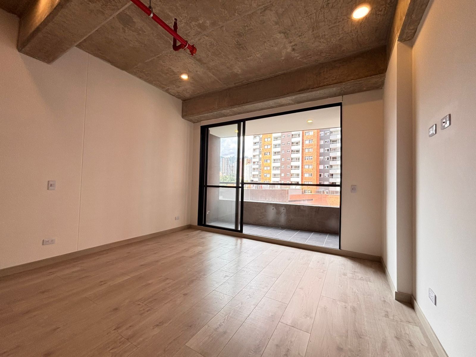 APARTAESTUDIO EN VENTA UBICADO EN SABANETA SECTOR CALLE LARGA - 4