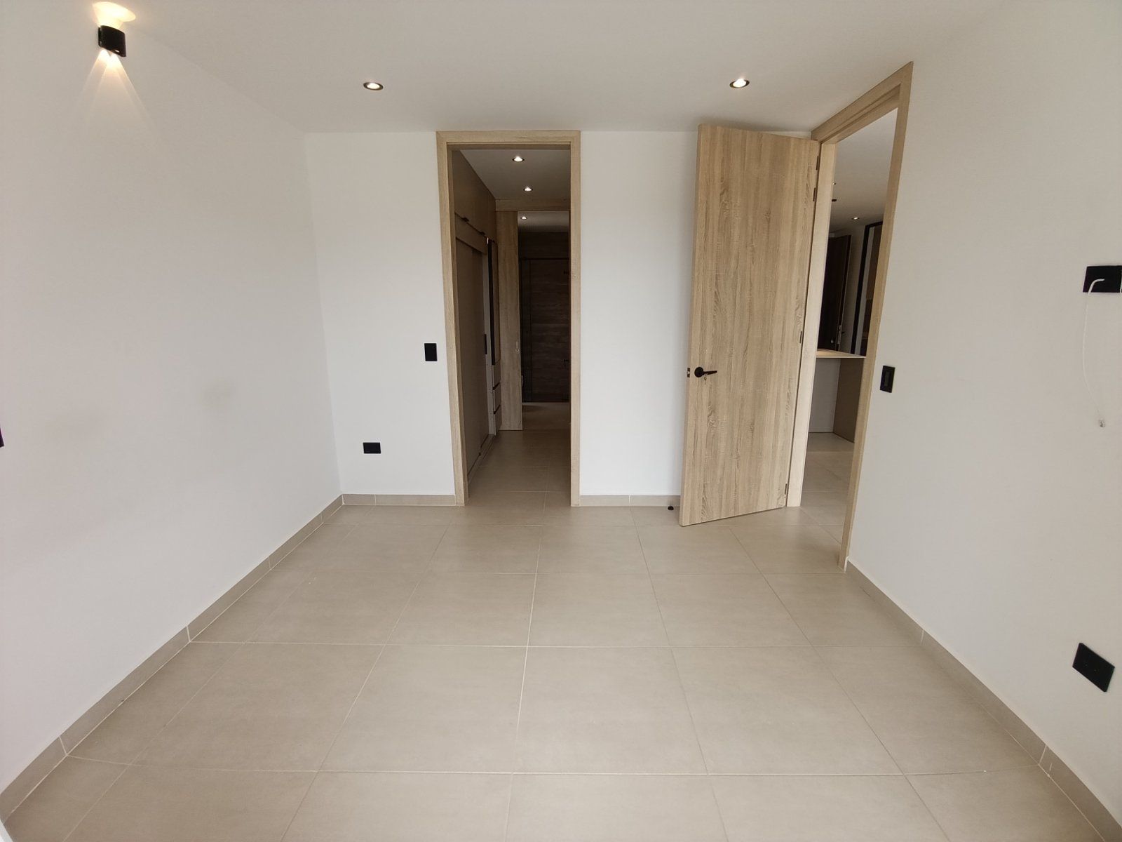 APARTAMENTO EN ARRIENDO UBICADO EN LA CEJA SECTOR VIVA - 7