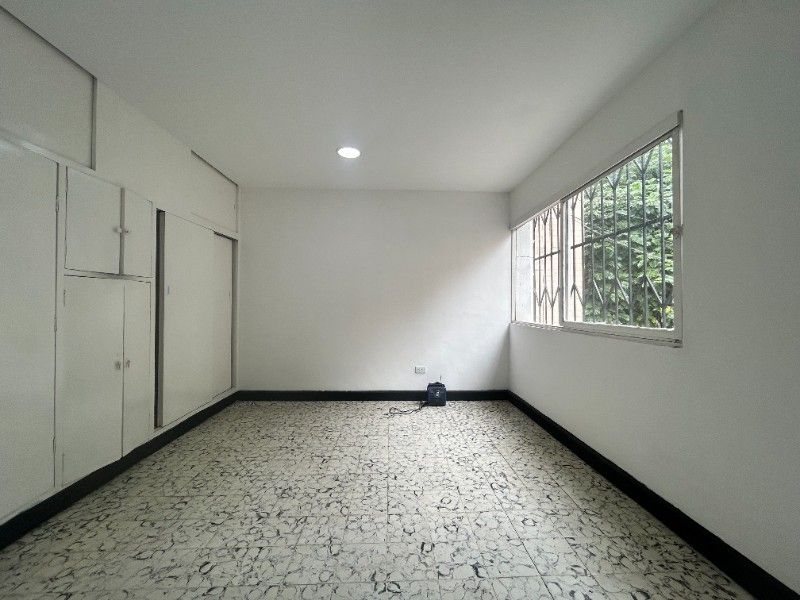 CASA EN ARRIENDO UBICADA EN MEDELLIN SECTOR LAURELES - 6