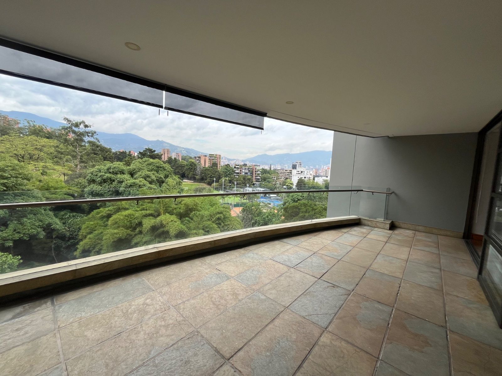 APARTAMENTO EN ARRIENDO UBICADO EN MEDELLIN SECTOR POBLADO - 14