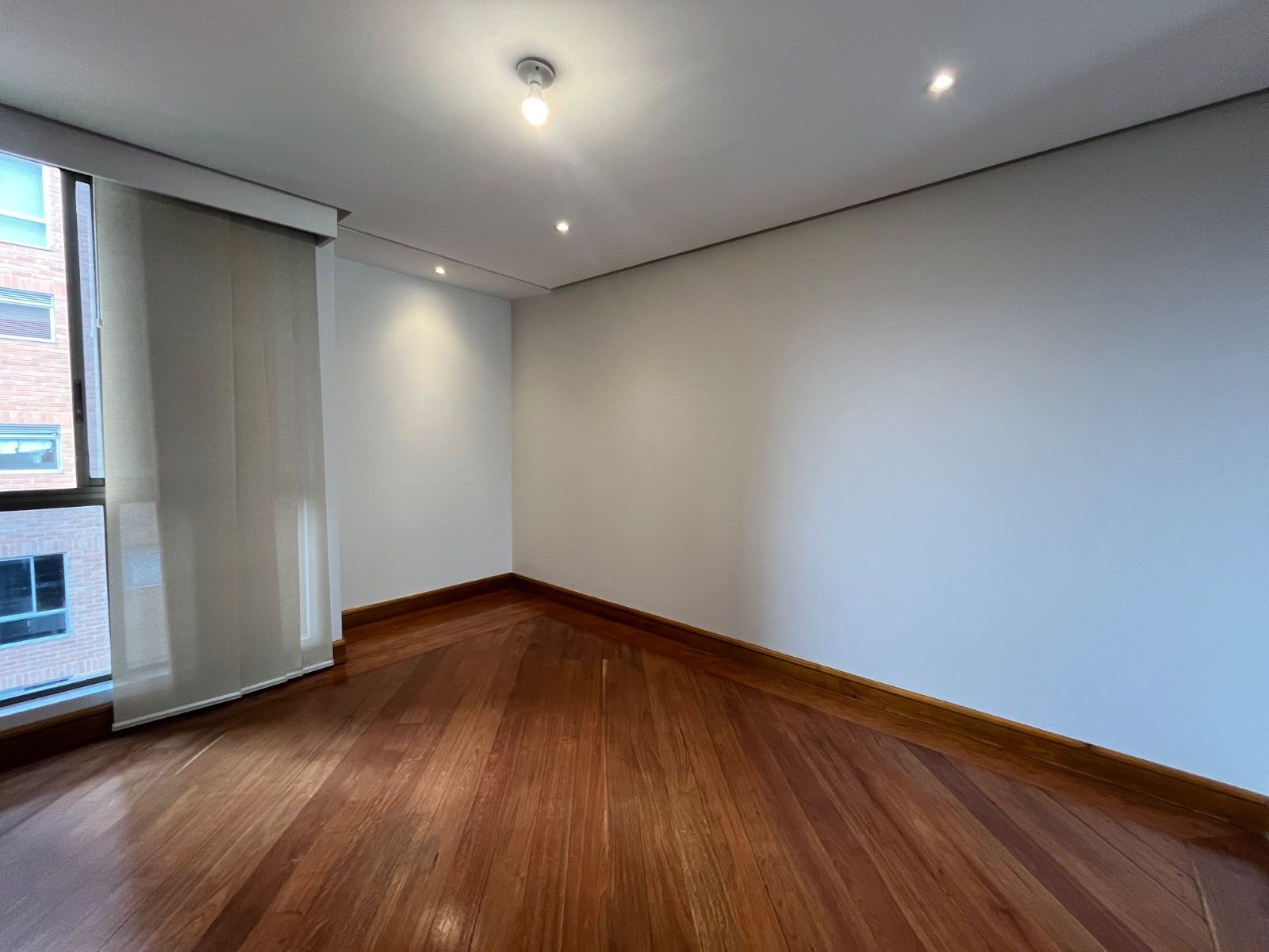 APARTAMENTO EN ARRIENDO UBICADO EN MEDELLIN SECTOR POBLADO - 3