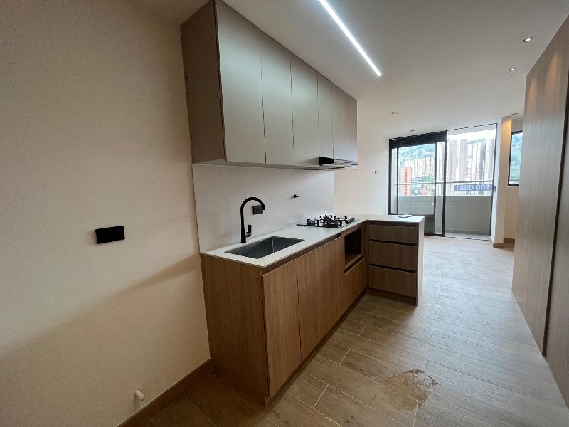 APARTAMENTO EN ARRIENDO UBICADO EN SABANETA SECTOR CALLE LARGA - 3