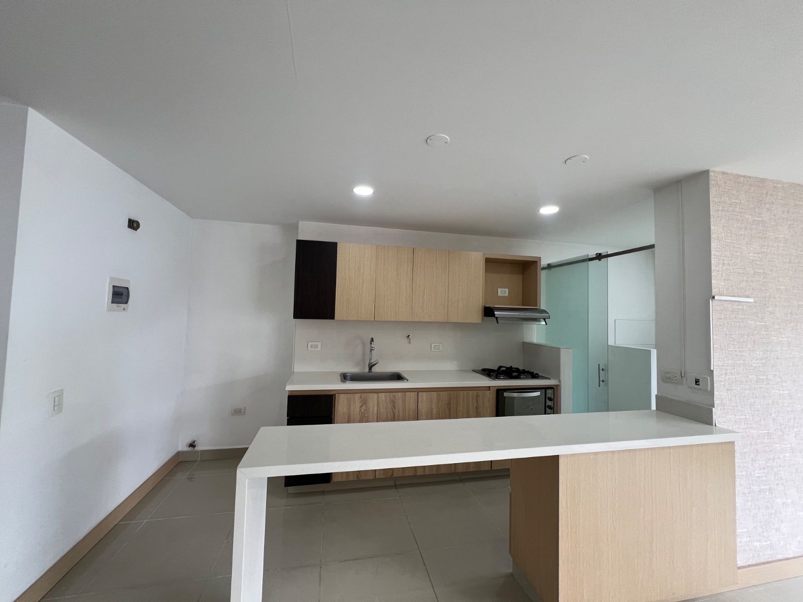 APARTAMENTO EN ARRIENDO UBICADO EN MEDELLIN SECTOR CASTROPOL - 3