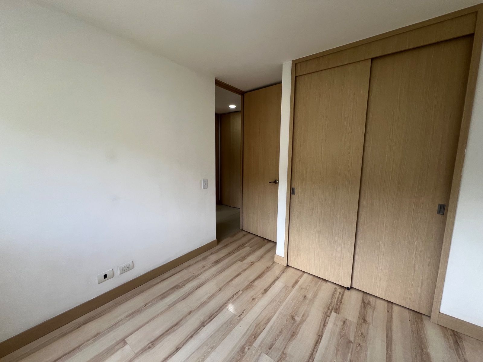 APARTAMENTO EN ARRIENDO UBICADO EN MEDELLIN SECTOR CASTROPOL - 8