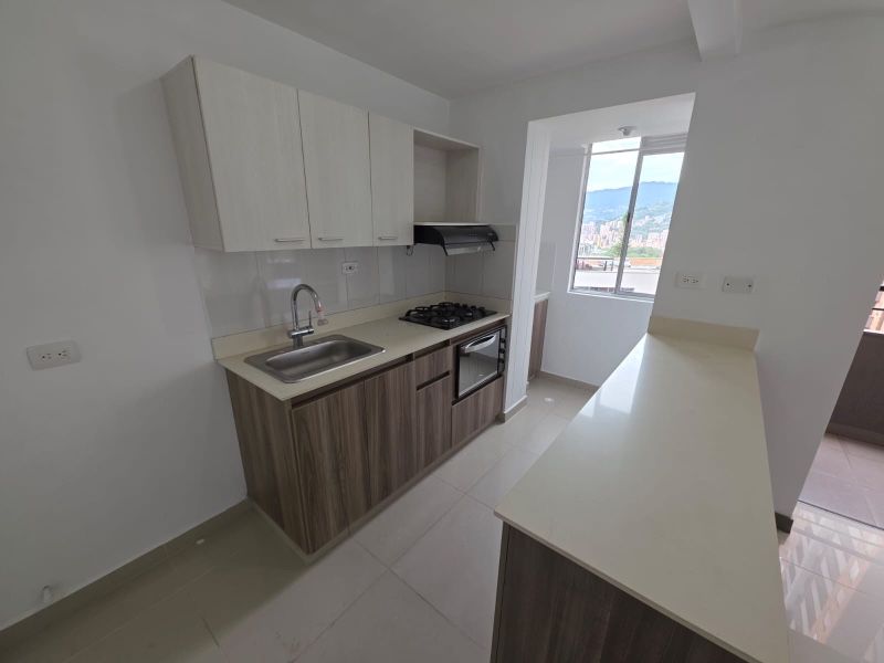 APARTAMENTO EN ARRIENDO UBICADO EN LA ESTRELLA SECTOR POBLADO DEL SUR - 3