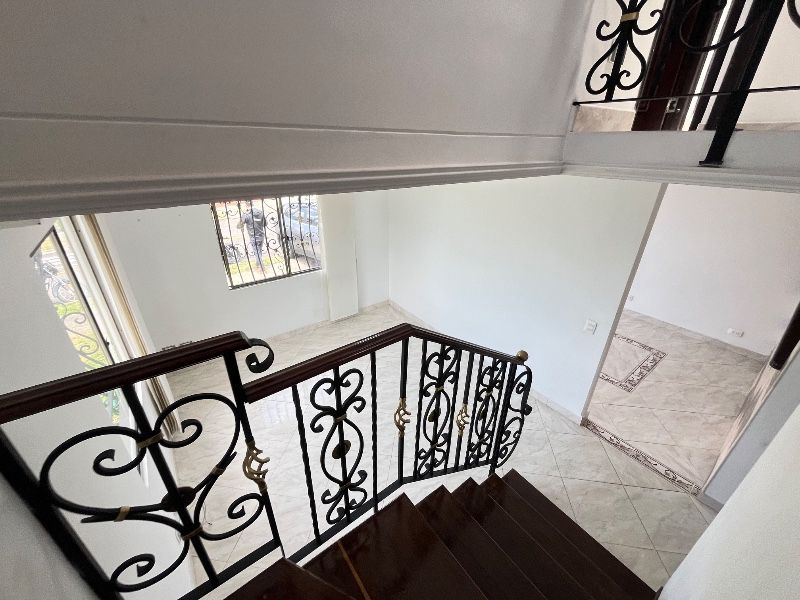 CASA EN ARRIENDO UBICADA EN LA ESTRELLA SECTOR POBLADO SUR - 9