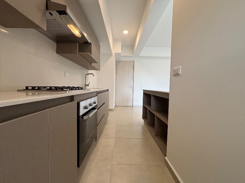 5 APARTAMENTO EN ARRIENDO UBICADO EN ENVIGADO SECTOR JARDINES - 2