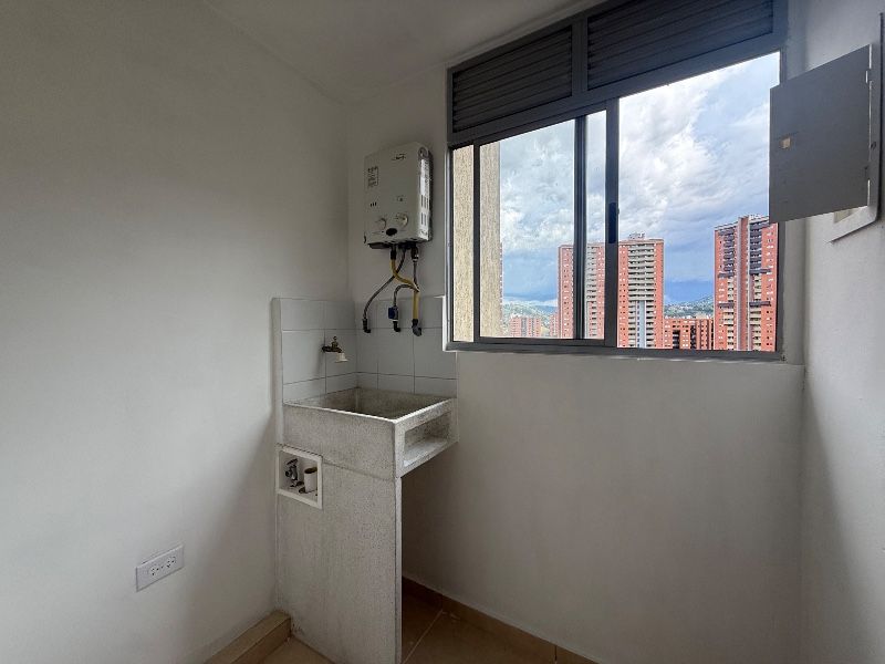 APARTAMENTO EN ARRIENDO UBICADO EN ITAGÜÍ POR EL SECTOR DITAIRES - 11