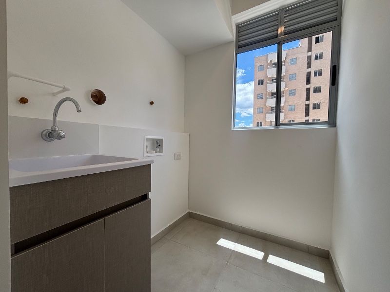  APARTAMENTO EN ARRIENDO UBICADO EN ENVIGADO SECTOR JARDINES - 11