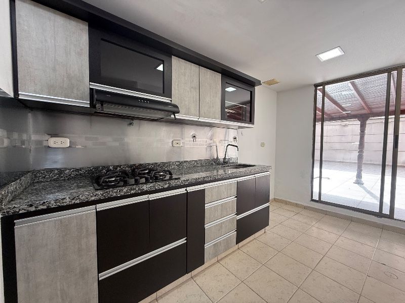 APARTAMENTO EN ARRIENDO UBICADO EN POBLADO SECTOR LAS PALMAS - 3