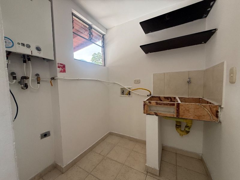 APARTAMENTO EN ARRIENDO UBICADO EN POBLADO SECTOR LAS PALMAS - 12