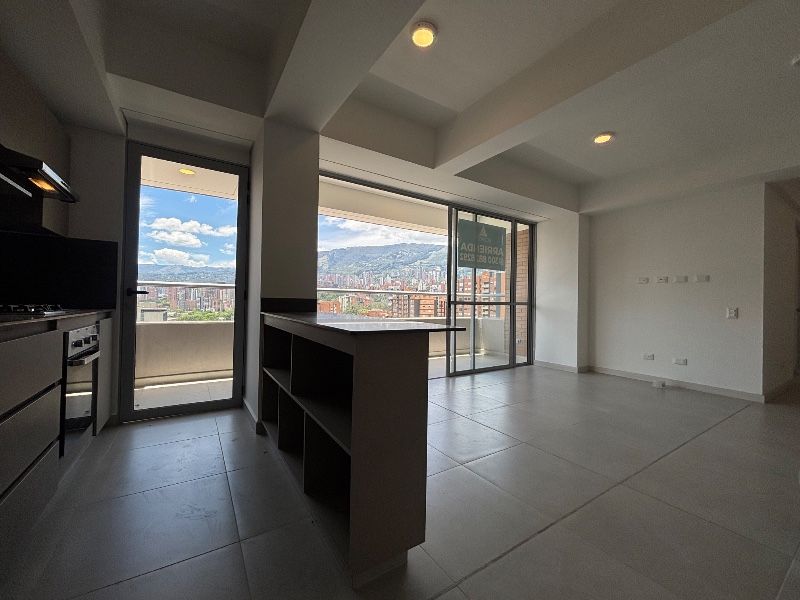 APARTAMENTO EN ARRIENDO UBICADO EN ENVIGADO SECTOR JARDINES - 2