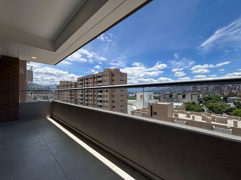 APARTAMENTO EN ARRIENDO UBICADO EN ENVIGADO SECTOR JARDINES - 13
