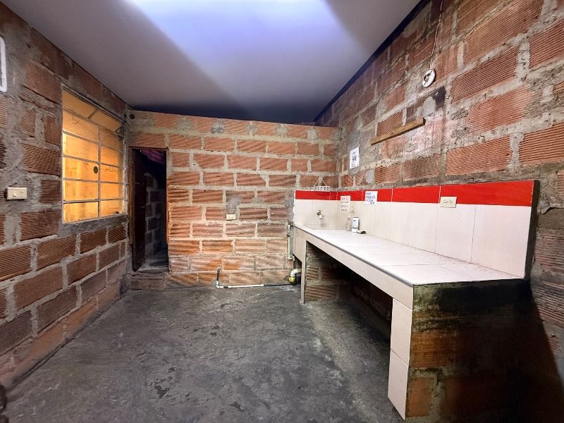 CASA COMERCIAL EN ARRIENDO UBICADA EN ITAGÜI SECTOR TRIANA - 10