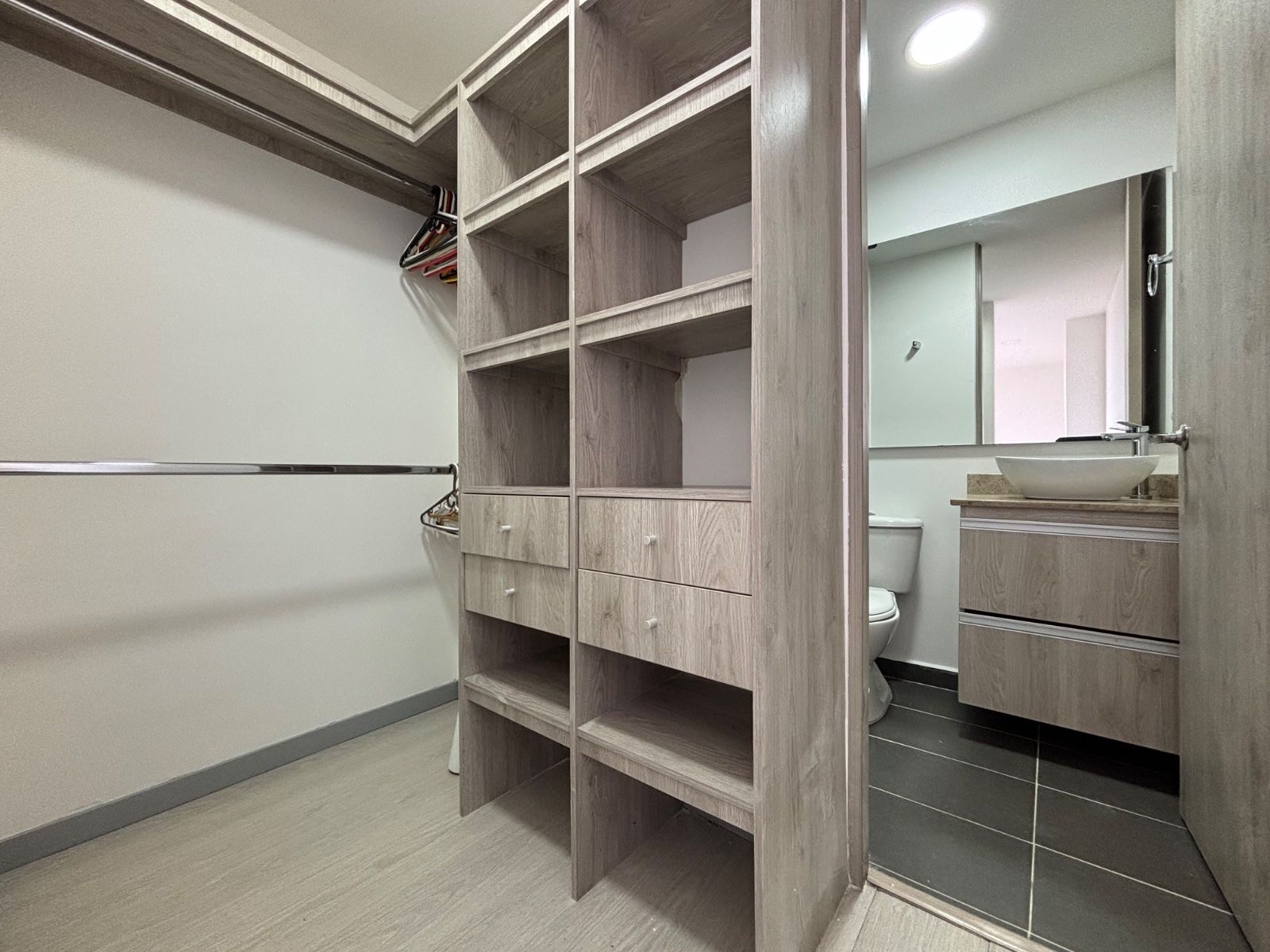 APARTAMENTO EN ARRIENDO UBICADO EN ENVIGADO SECTOR LAS ANTILLAS - 10