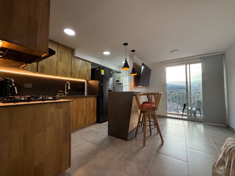 APARTAMENTO EN ARRIENDO UBICADO EN ITAGÜÍ POR EL SECTOR DITAIRES - 2
