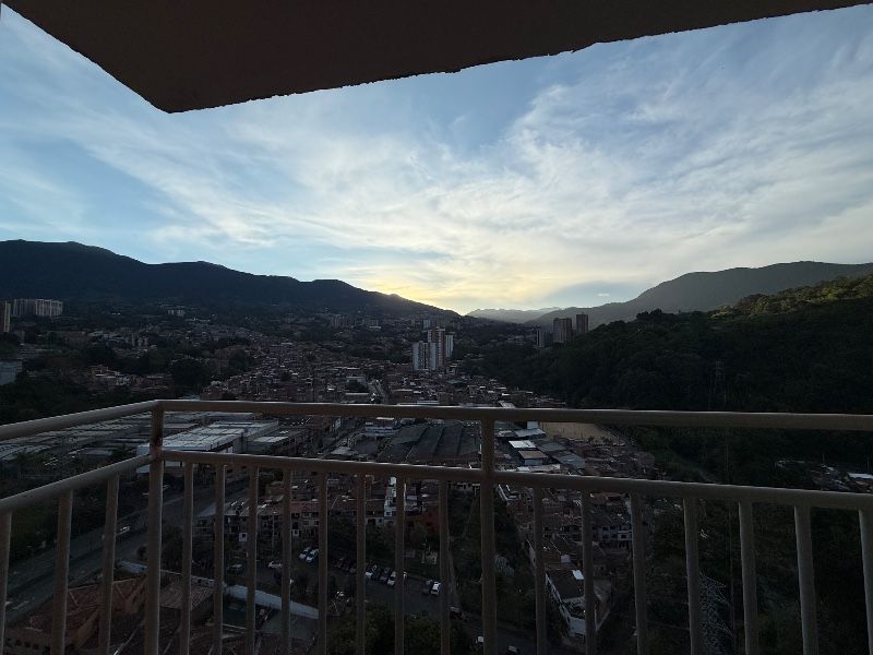 APARTAMENTO EN ARRIENDO UBICADO EN ITAGÜÍ POR EL SECTOR DITAIRES - 12