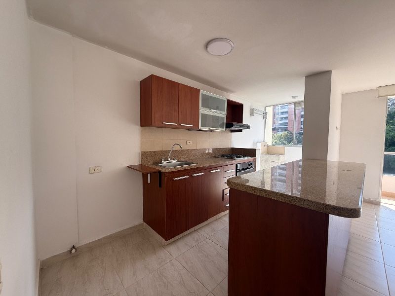 APARTAMENTO EN ARRIENDO UBICADO EN ENVIGADO SECTOR ESMERALDA - 2