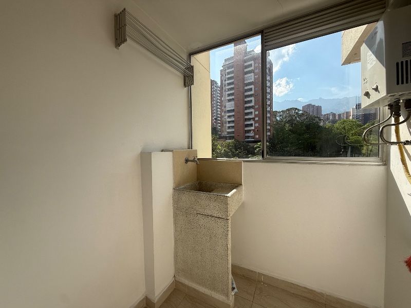 APARTAMENTO EN ARRIENDO UBICADO EN ENVIGADO SECTOR ESMERALDA - 11