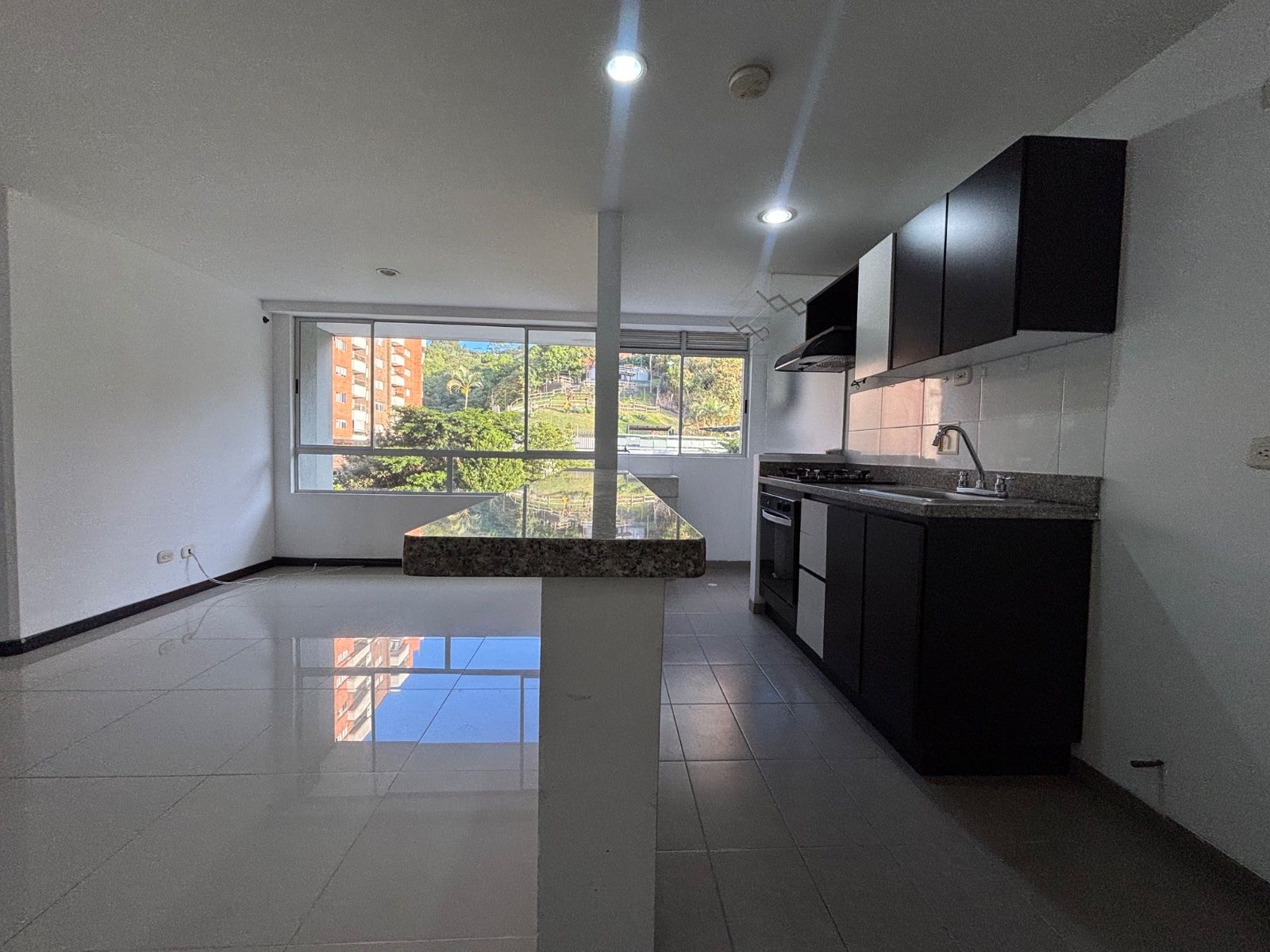APARTAMENTO EN ARRIENDO UBICADO EN ENVIGADO SECTOR TRIANON - 4