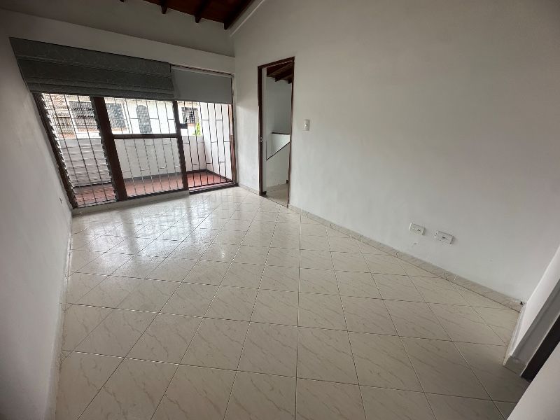 CASA EN ARRIENDO UBICADO EN ENVIGADO POR EL SECTOR EL DORADO - 9