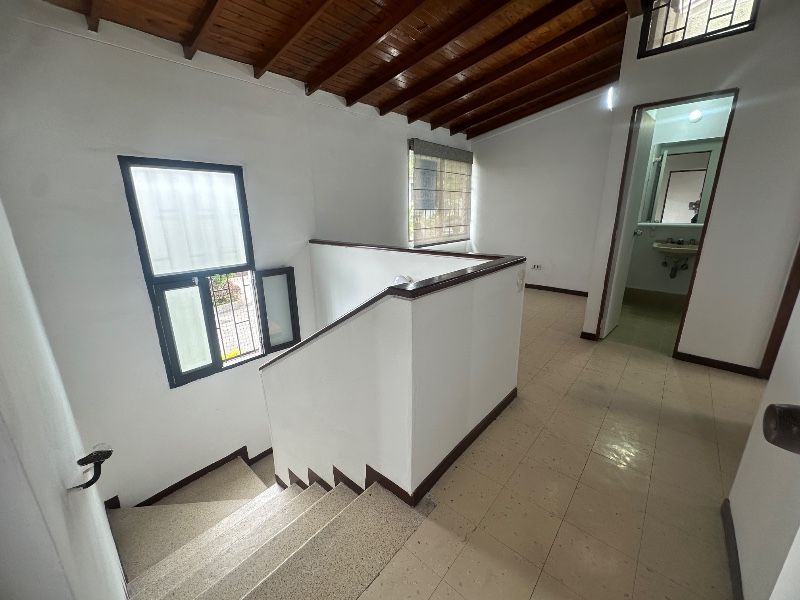 CASA EN ARRIENDO UBICADO EN ENVIGADO POR EL SECTOR EL DORADO - 3