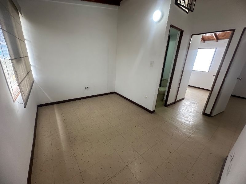 CASA EN ARRIENDO UBICADO EN ENVIGADO POR EL SECTOR EL DORADO - 8