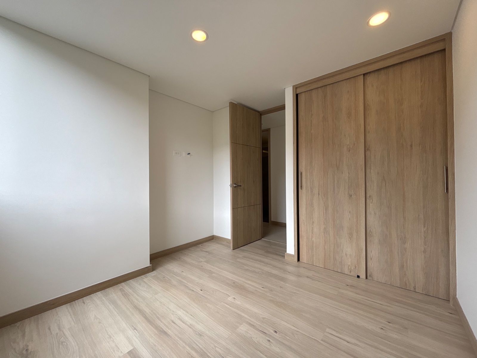 APARTAMENTO EN ARRIENDO UBICADO EN ENVIGADO SECTOR CAMINO VERDE - 9